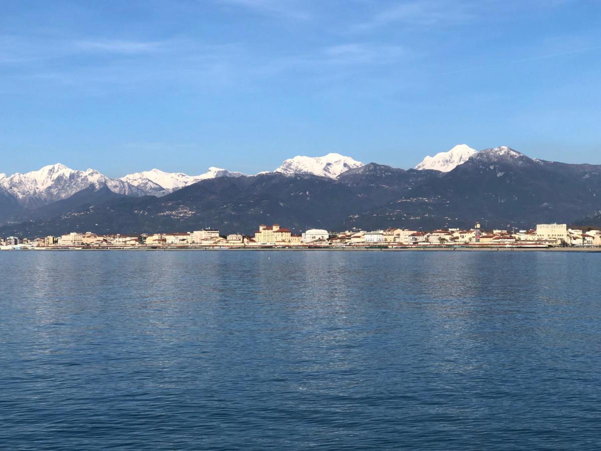 Apartmán Riva Dei Fiori Viareggio Exteriér fotografie